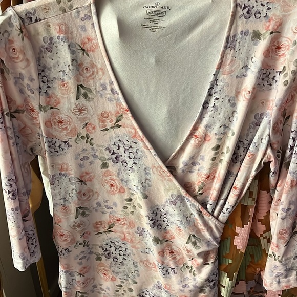 Caden Lane Hebrew Hydrangea maternity robe one size small/ medium Floral Robe - Picture 8 of 8